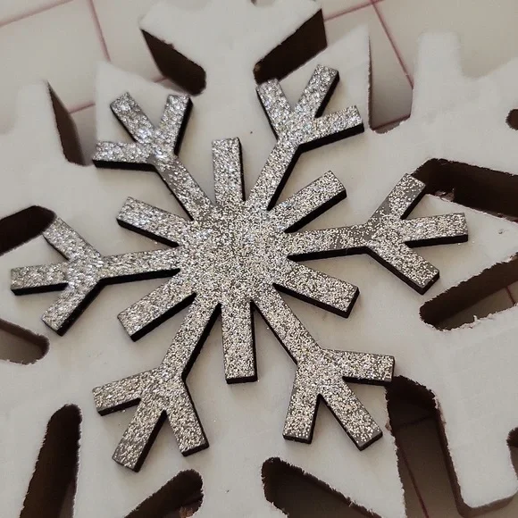 3 Snowflakes - Picture 5 of 5